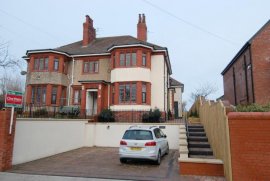 Lingdale Road, Wirral, England, CH48