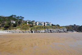 Caswell Bay Court, Swansea, Wales, SA3